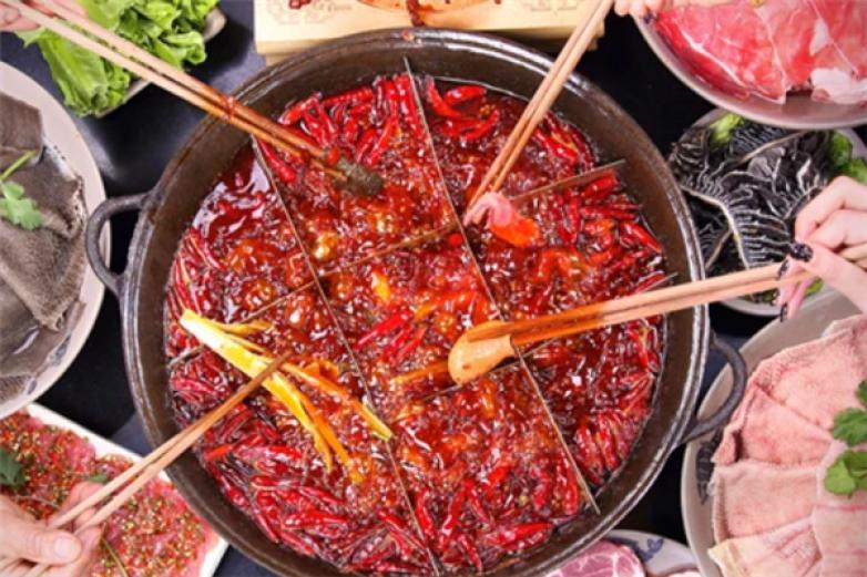 巴适重庆老火锅加盟