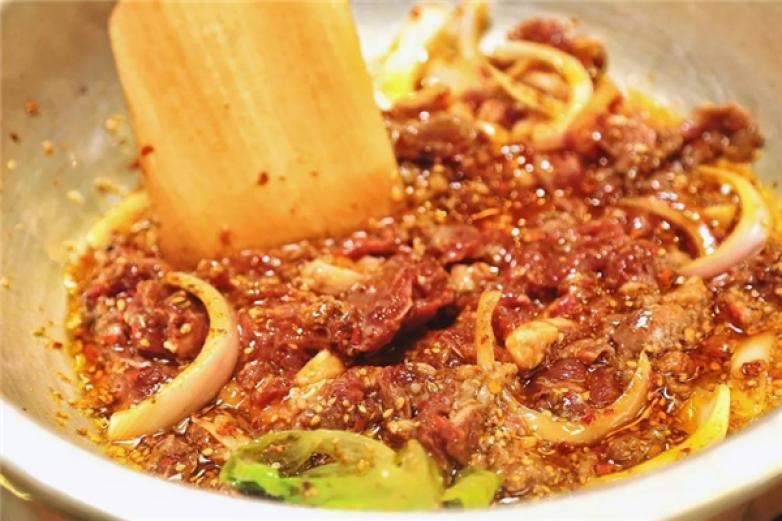 小铝盆烤牛肉加盟