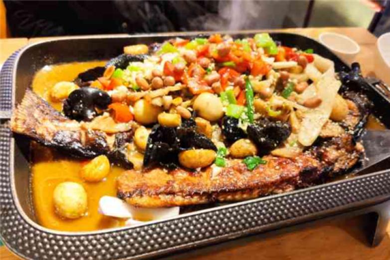 麻里麻里私房烤鱼加盟