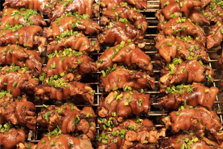 老舅妈烤猪蹄加盟