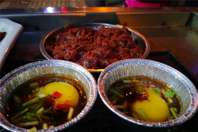 夜猫子火盆烧烤加盟