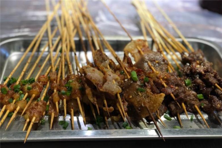 一把手南派烤小串加盟