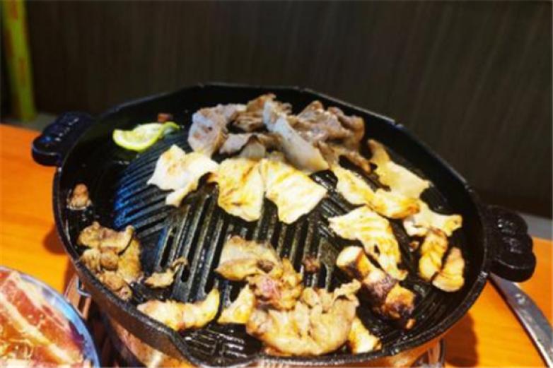 小猩猩烤肉加盟