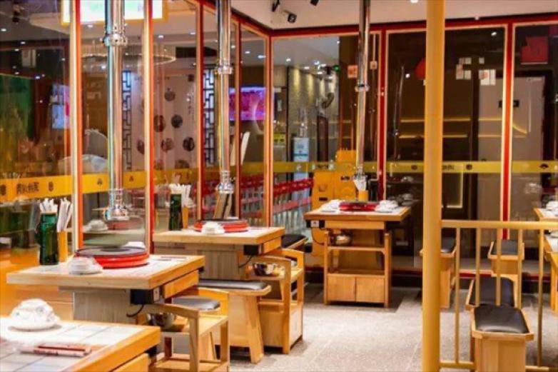 拽酒地桌烤肉加盟