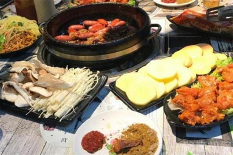 好吃佬石锅屋加盟