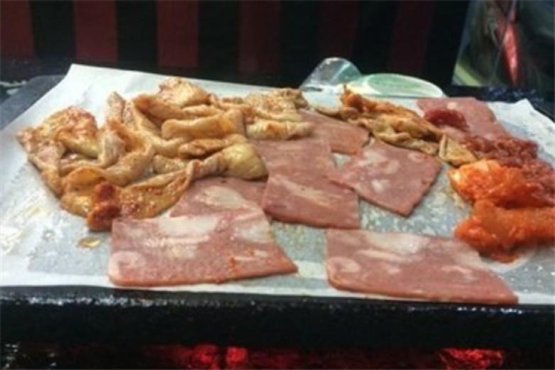 金草帽韩国烧烤加盟