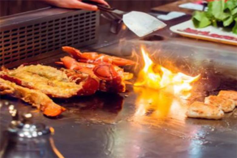 街享铁板厨加盟
