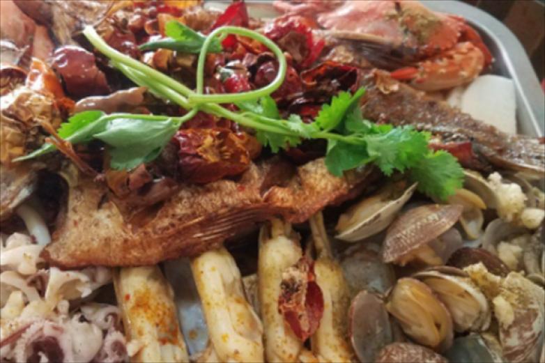 甘太太碳烤海鲜烩加盟