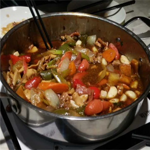 谷太吉养生小焖锅