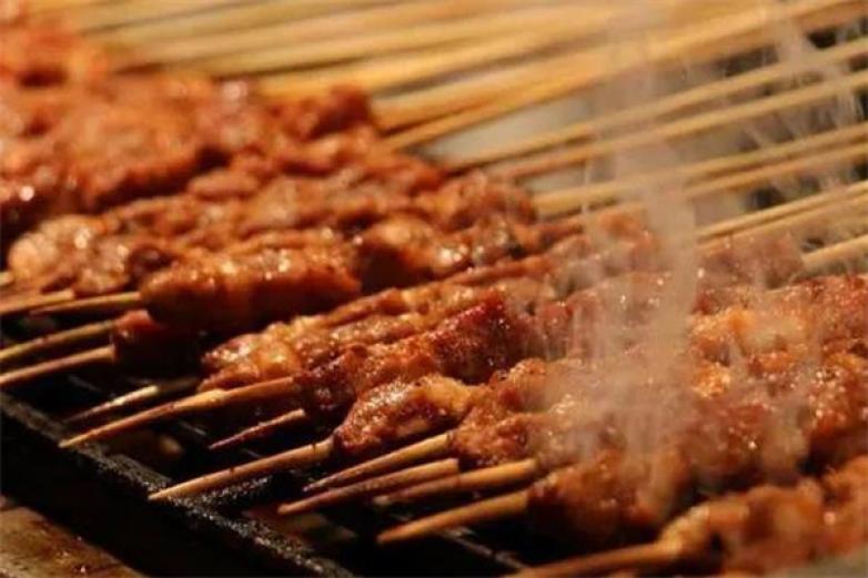 酒鬼居品味烧烤加盟