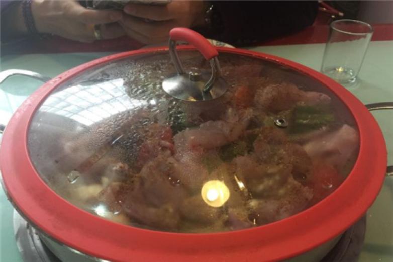 君味三汁焖锅加盟