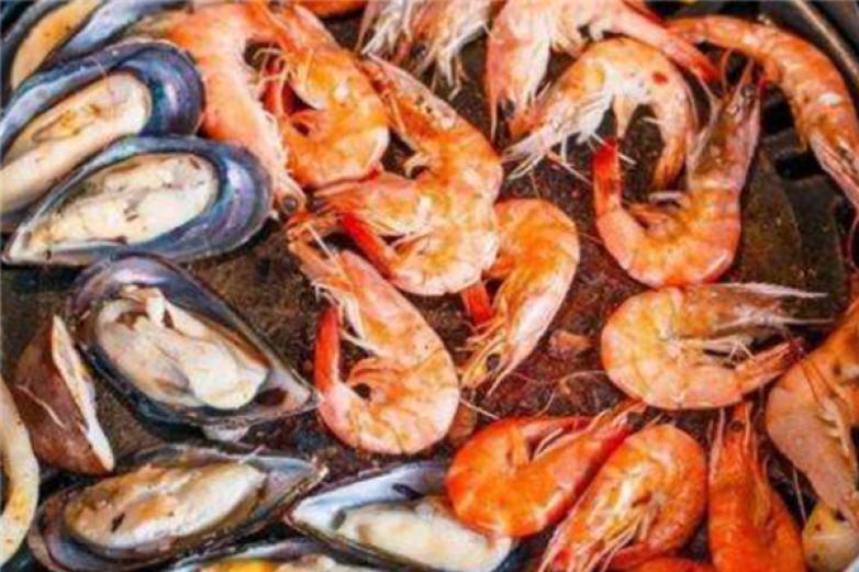 利川家自助海鲜烤肉加盟