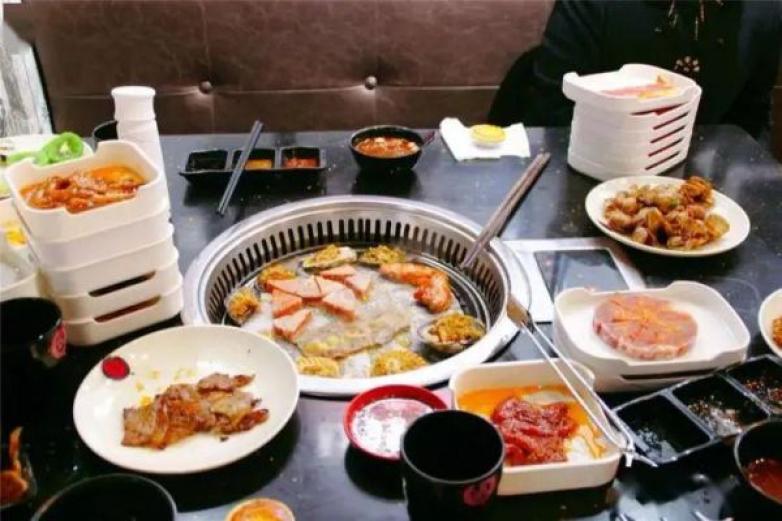 烤霸王烤肉加盟