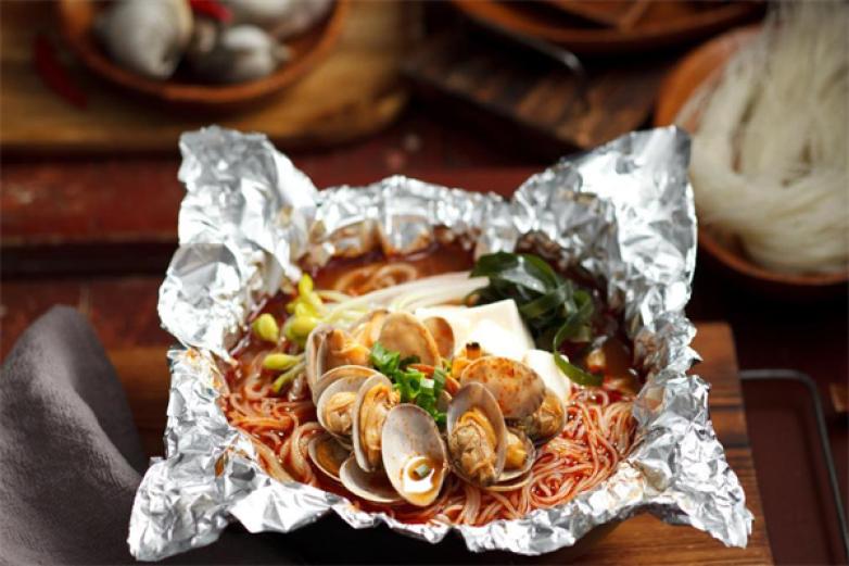 烤生蚝花甲米线加盟