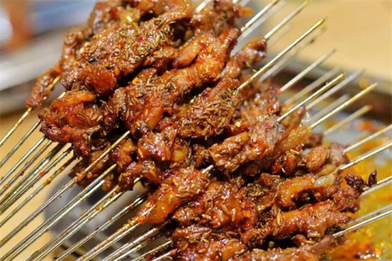 老爹烧烤店加盟