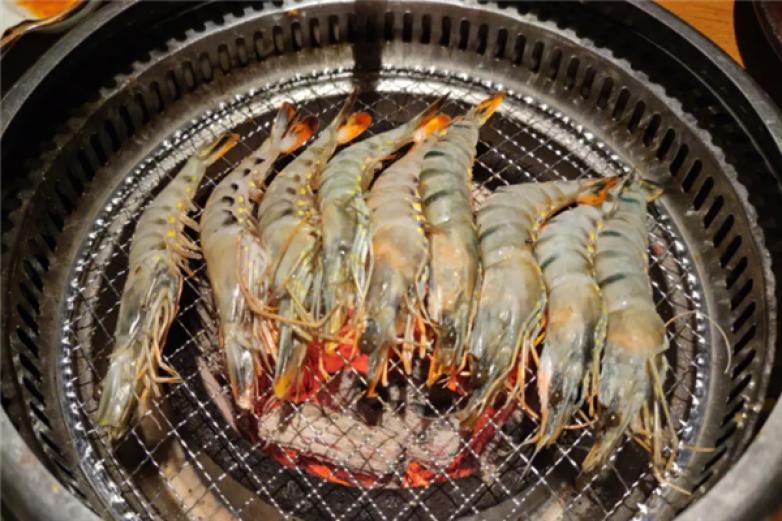 名岛海鲜自助烤肉加盟