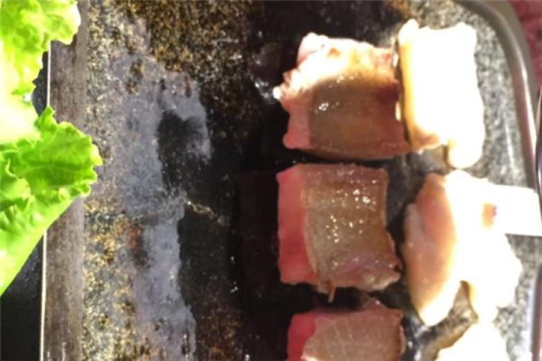 猛蚁大石板烤肉加盟