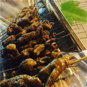 百安大道黑山羊