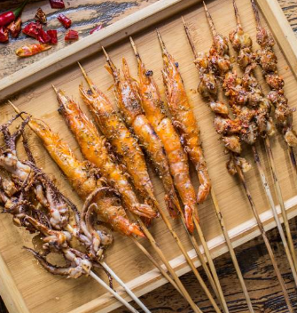 烧作牛肉海鲜炭舍