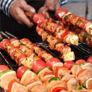 朝花夕食烧烤屋