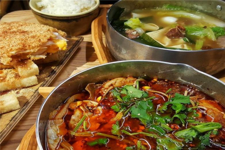 牛灯影火锅冒菜加盟