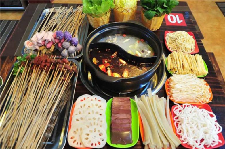 二晓姐砂锅串串加盟