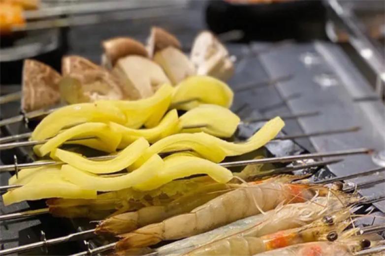 蜀馥轩干锅烧烤加盟