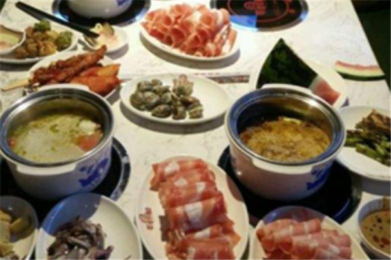 酥咪铬海鲜自助涮烤加盟