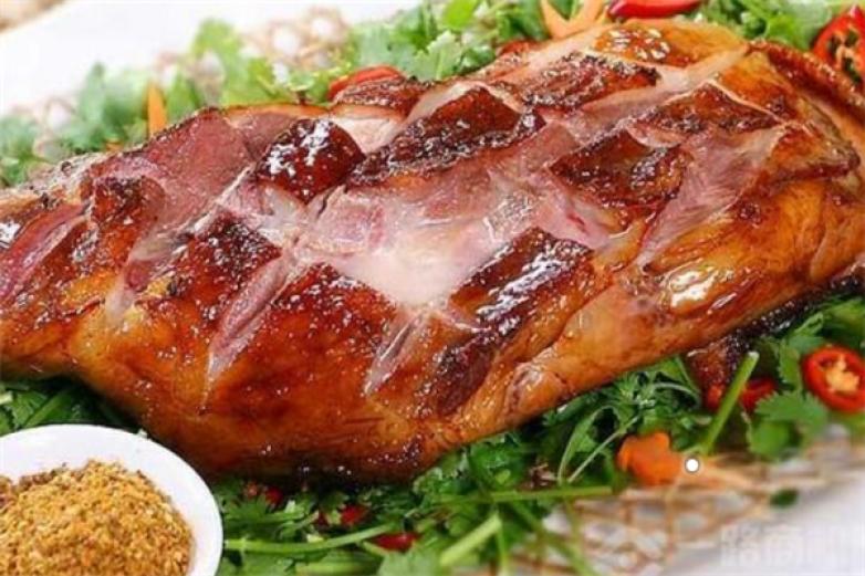 碳烤成名羊腿龙虾店加盟