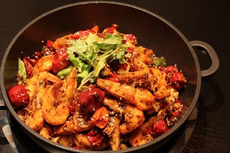 虾姐香锅里辣加盟