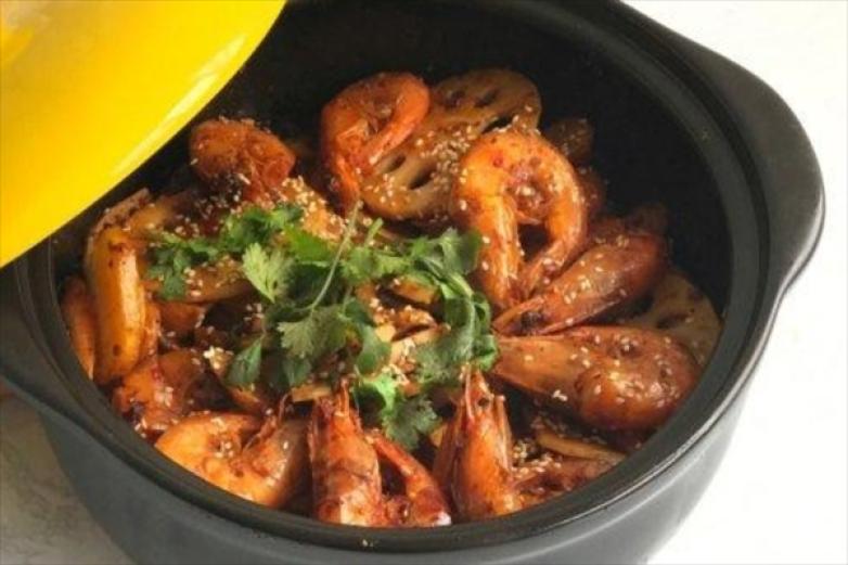 虾姐香锅里辣加盟