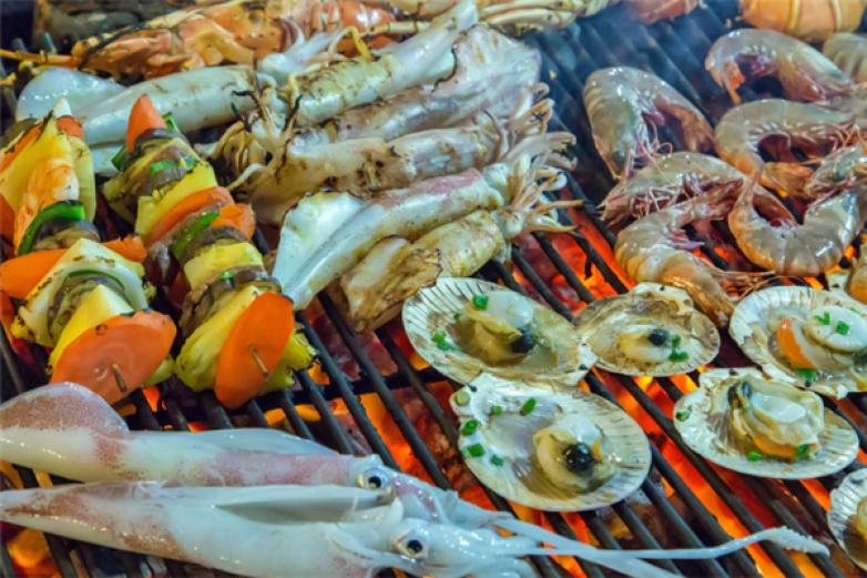 夜班不二海鲜烧烤加盟