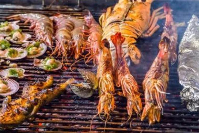 夜班不二海鲜烧烤加盟