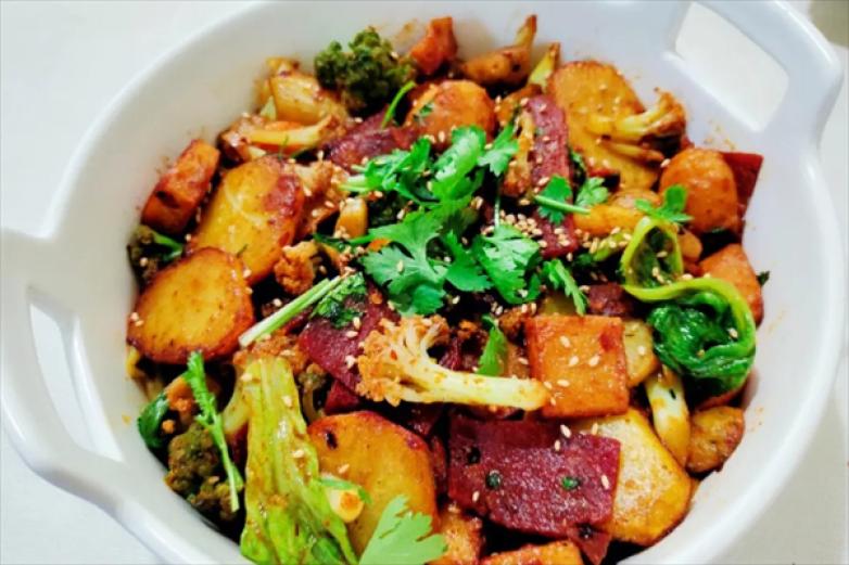 炫锅坊麻辣香锅加盟