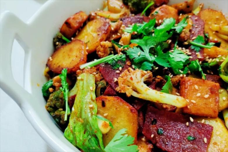 炫锅坊麻辣香锅加盟