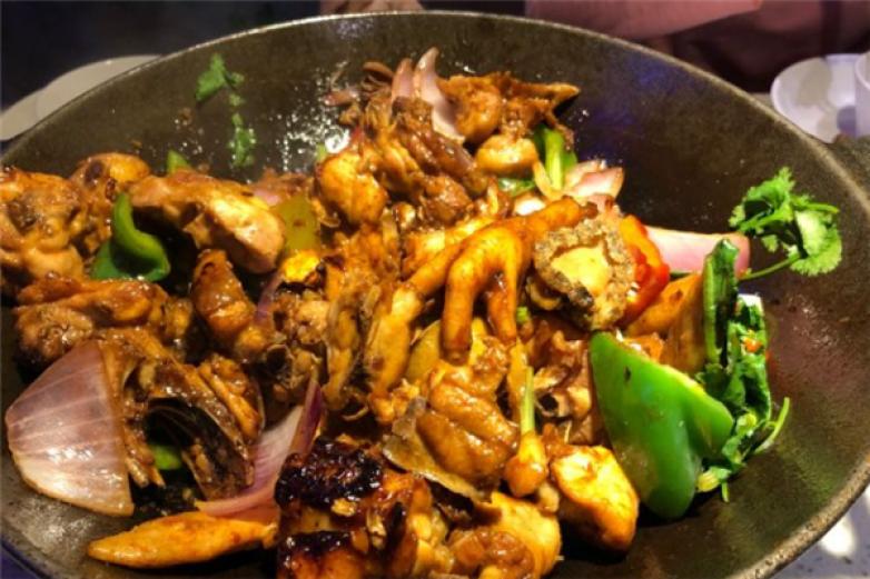 渝家干锅焖锅加盟