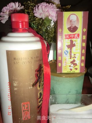 土法自制香肠的做法步骤：1
