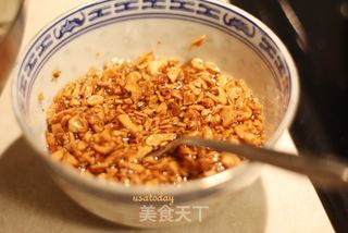 【厨房秘诀】婆家秘诀-自制蒜油、蒜酥的做法步骤：2