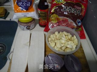 韩国泡菜的做法步骤：1