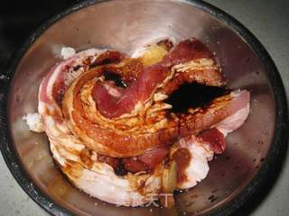 自制美味腊肉的做法步骤：2