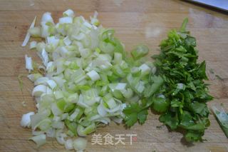 刺激，够味的【大葱拌尖椒】的做法步骤：4