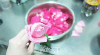 浓情玫瑰糖——结婚日玫瑰大献身~╮(╯▽╰)╭的做法步骤：3