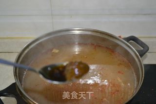 试做泰式火锅(冬阴功汤底）的做法步骤：4