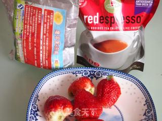茶冻水果杯——草莓时光1的做法步骤：1