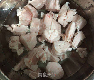 中餐好食材——炼猪油的方法（详细步骤版）的做法步骤：1