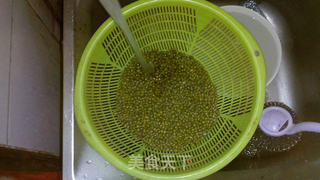 春天护肝来点绿色食品——抹茶绿豆沙的做法步骤：1