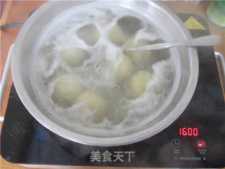 花生芝麻汤圆的做法步骤：12