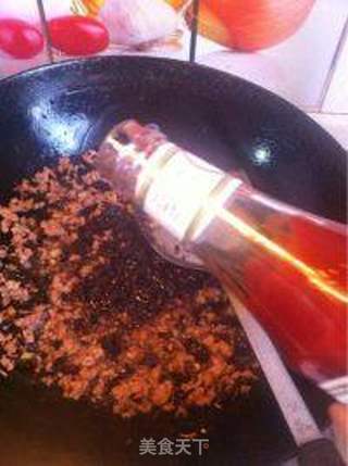 油松茸瘦肉酱的做法步骤：10