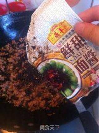 油松茸瘦肉酱的做法步骤：9