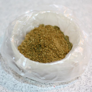 烹饪原料轻松自制-----自制藤椒粉的做法步骤：7